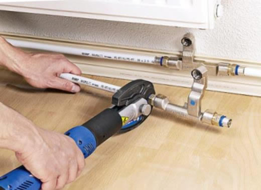 Монтаж трубы в систему