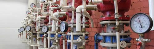 В установках для повышения давления обязательно предусматривают резервные насосные агрегаты