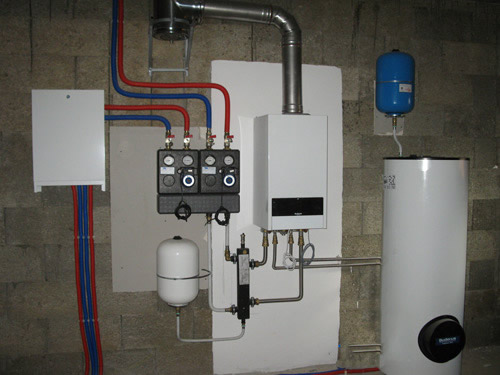 Настенный котел с открытой камерой сгорания