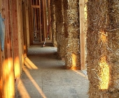 Утепление каркасного дома соломой