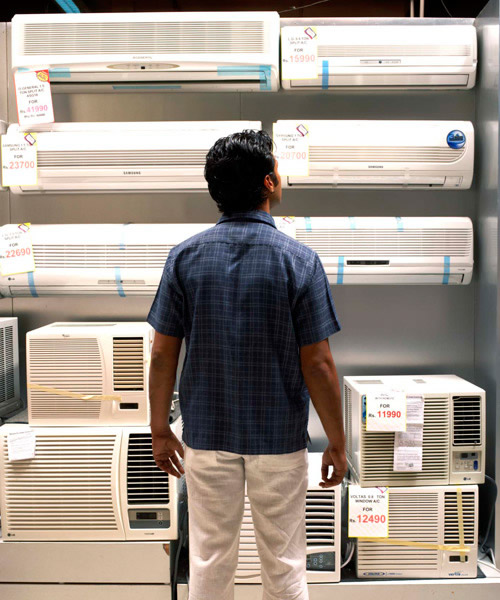 Покупать кондиционер лучше в специализированном магазине