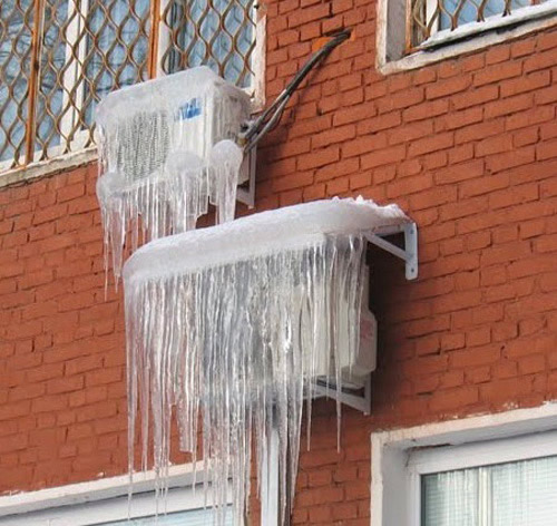 Обледенелые внешние блоки